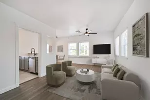 415 Fairview Ave, Houston, TX 77006 - Photo 1