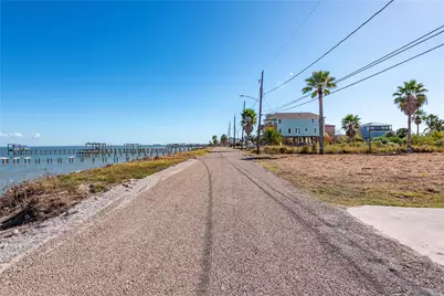 2221 Avenue A, San Leon, TX 77539 - Photo 6