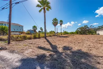 2221 Avenue A, San Leon, TX 77539 - Photo 4