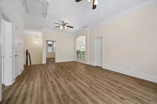 6008 Community Dr, West University Place, TX 77005 - Photo 16