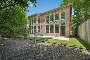 6008 Community Dr, West University Place, TX 77005 - Photo 22