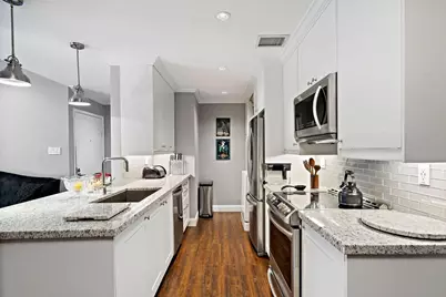 1818 Augusta Drive #6, Houston, TX 77057 - Photo 2