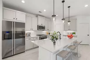 2311 Garden Arbor, Tomball, TX 77375 - Photo 2