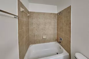 15818 Shoreline Terrace Dr, Houston, TX 77044 - Photo 18