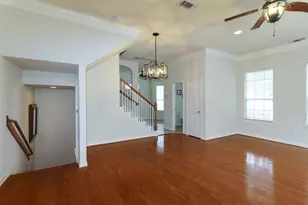 5302 Blossom St, Houston, TX 77007 - Photo 12