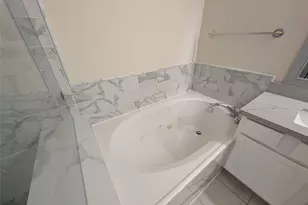 5302 Blossom St, Houston, TX 77007 - Photo 40
