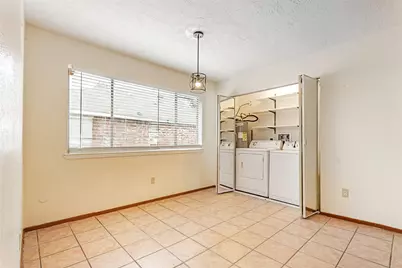 9507 Wellsworth Drive, Houston, TX 77083 - Photo 36