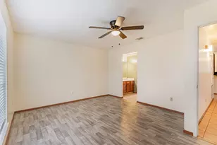 9507 Wellsworth Dr, Houston, TX 77083 - Photo 22