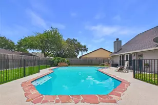 416 Meadowpoint Dr, League City, TX 77573 - Photo 38