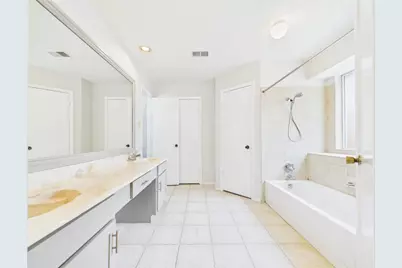 416 Meadowpoint Drive, League City, TX 77573 - Photo 26