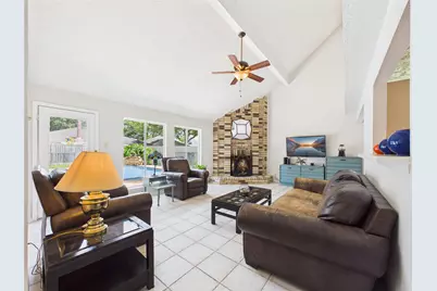 416 Meadowpoint Drive, League City, TX 77573 - Photo 16