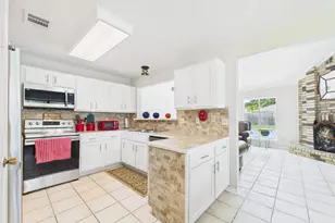 416 Meadowpoint Dr, League City, TX 77573 - Photo 20