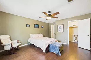 416 Meadowpoint Dr, League City, TX 77573 - Photo 32