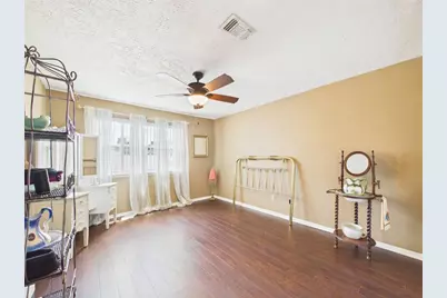 416 Meadowpoint Drive, League City, TX 77573 - Photo 36