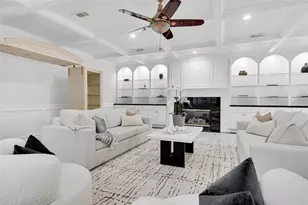 317 Avenue of Oaks St, Houston, TX 77009 - Photo 10