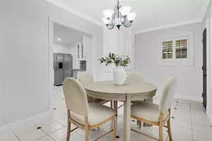 317 Avenue of Oaks St, Houston, TX 77009 - Photo 20