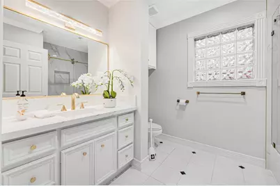 317 Avenue Of Oaks Street, Houston, TX 77009 - Photo 22