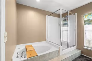7515 Honey Creek Ln, Houston, TX 77095 - Photo 16
