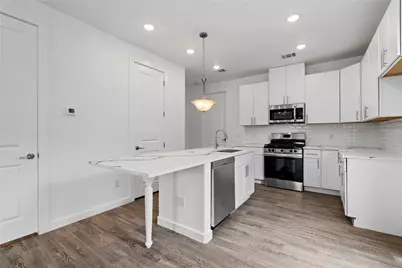 8001 Talton Street #B, Houston, TX 77028 - Photo 6