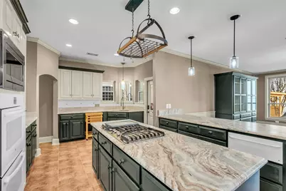 7159 Kingston Cove Lane, Willis, TX 77318 - Photo 14