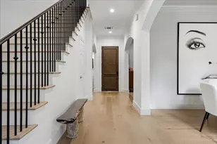 234 S Post Oak Ln, Houston, TX 77056 - Photo 10