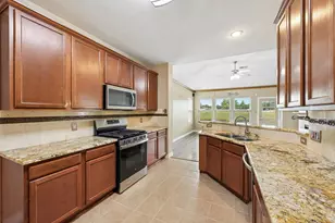 18654 Walden Glen Cir, Humble, TX 77346 - Photo 10