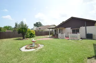 12322 Tambourine Dr, Houston, TX 77477 - Photo 22