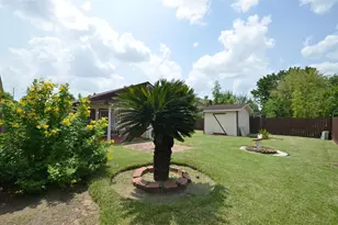 12322 Tambourine Dr, Houston, TX 77477 - Photo 24