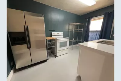 1552 Lombardy Street #2, Houston, TX 77023 - Photo 8