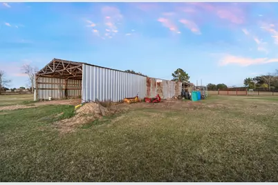 19989 Meadow Bend Road, Waller, TX 77484 - Photo 14