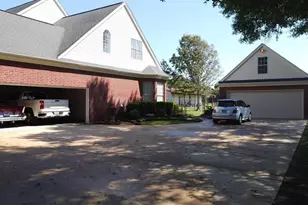 1655 Wooten Rd, Beaumont, TX 77707 - Photo 4