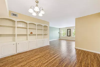 361 N Post Oak Lane #241, Houston, TX 77024 - Photo 4