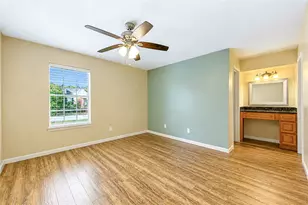 361 N Post Oak Ln, Houston, TX 77024 - Photo 10
