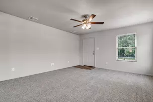 1641 Lucky St, Bryan, TX 77803 - Photo 6