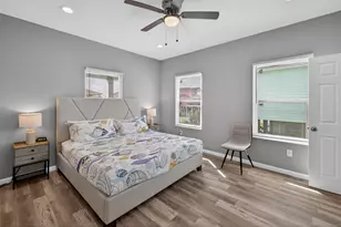 971 Meynig Dr, Crystal Beach, TX 77650 - Photo 14