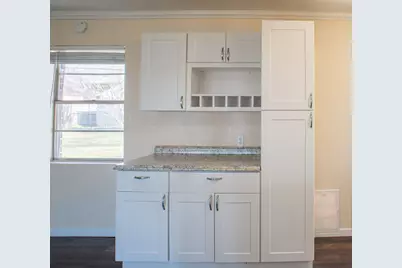 214 N Calhoun Street, Groesbeck, TX 76642 - Photo 12