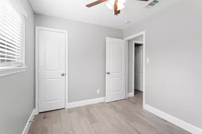 909 Stewart Street, Montgomery, TX 77316 - Photo 24