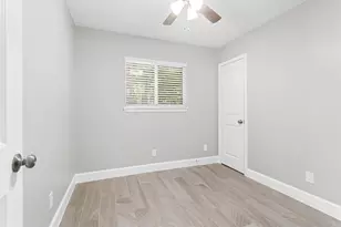 909 Stewart St, Montgomery, TX 77316 - Photo 18