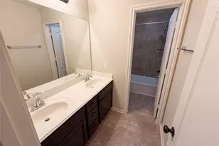 6523 Hunters Creek Ln, Baytown, TX 77521 - Photo 18