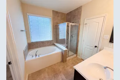 6523 Hunters Creek Lane, Baytown, TX 77521 - Photo 6