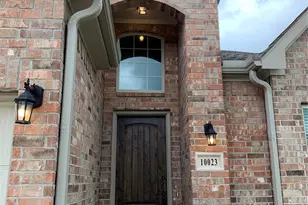 10023 Thicket Park Ln, Humble, TX 77396 - Photo 2