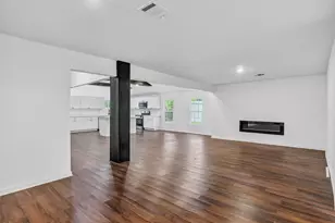 11515 Iberia Dr, Houston, TX 77065 - Photo 6