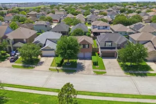 14410 Long Meadow Dr, Houston, TX 77047 - Photo 32
