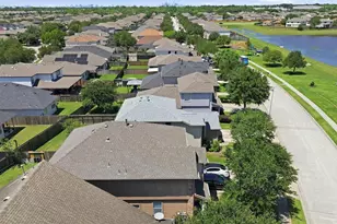 14410 Long Meadow Dr, Houston, TX 77047 - Photo 38