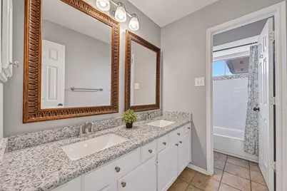 1807 N Mission Circle, Friendswood, TX 77546 - Photo 20