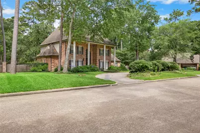 5611 Garden Point Drive, Kingwood, TX 77345 - Photo 4