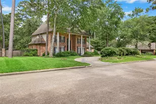 5611 Garden Point Dr, Kingwood, TX 77345 - Photo 4