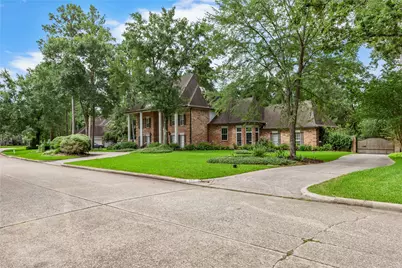 5611 Garden Point Drive, Kingwood, TX 77345 - Photo 2
