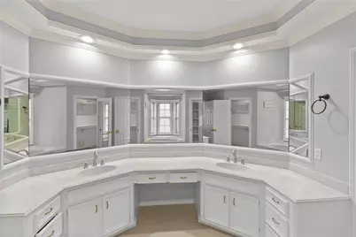 5611 Garden Point Drive, Kingwood, TX 77345 - Photo 28