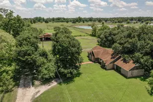 40 Taylor Ln, Dayton, TX 77535 - Photo 4